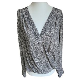 Chelsea 28 tuck front top in navy floral graffiti (size S, NWT)